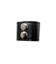 Load image into Gallery viewer, Ballgear Ball Stretcher Mini Black
